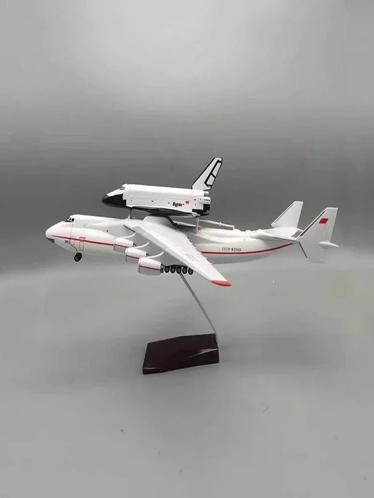 Decorate Airplane 1/200 for Antonov AN-225 AN225 Mriya Space Shuttle Blizzard Transport Aircraft Airplane Resin Model for Collec
