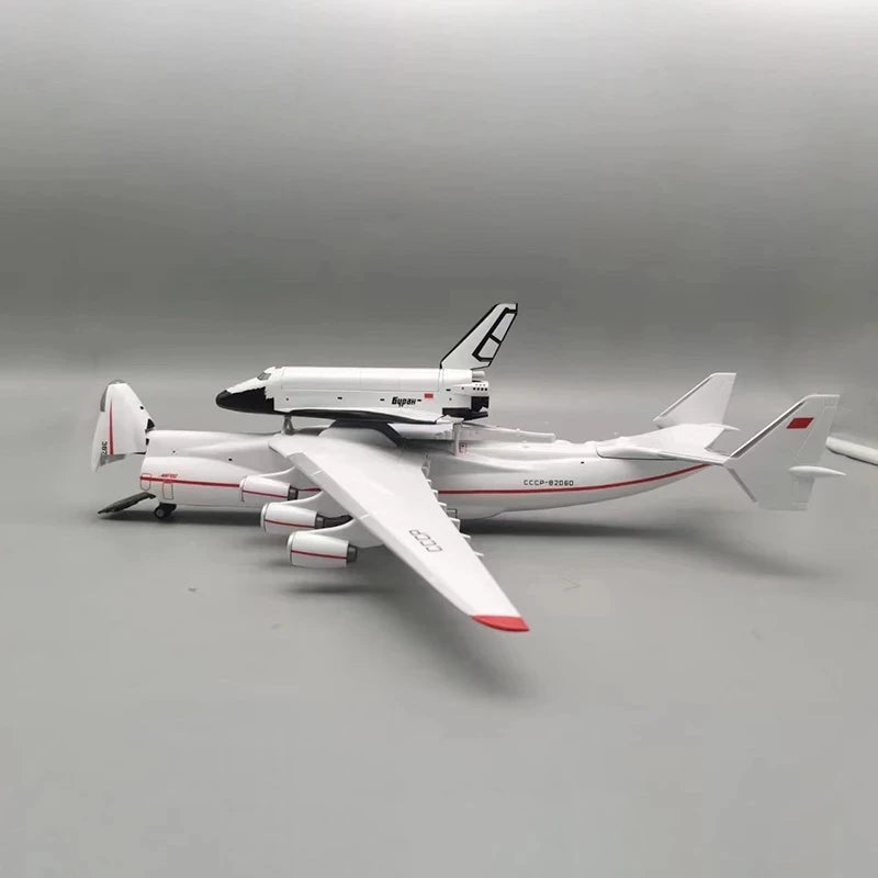 Decorate Airplane 1/200 for Antonov AN-225 AN225 Mriya Space Shuttle Blizzard Transport Aircraft Airplane Resin Model for Collec