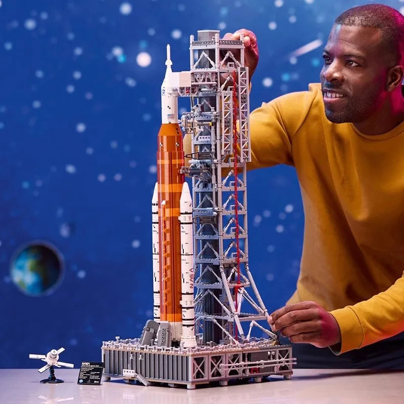 3601pcs Creativity Artemis Space Launch System 10341 Rocket Spacecraft Assembling Puzzle Model Holiday Birthday Gifts