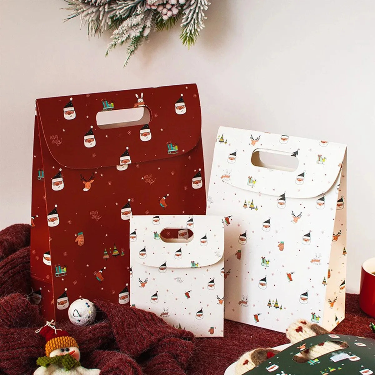 Christmas gift box candy bag portable flip cover souvenir gift bag